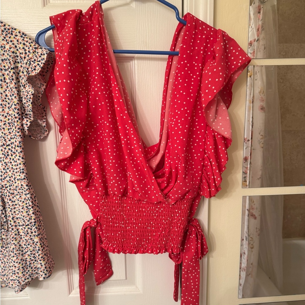 SHEIN cute polka dot top.